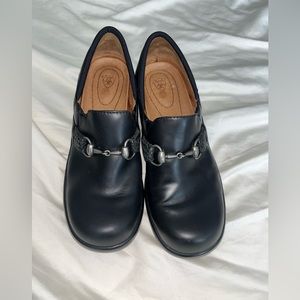 Ariat Del Mar Leather Solver horse bit black clogs